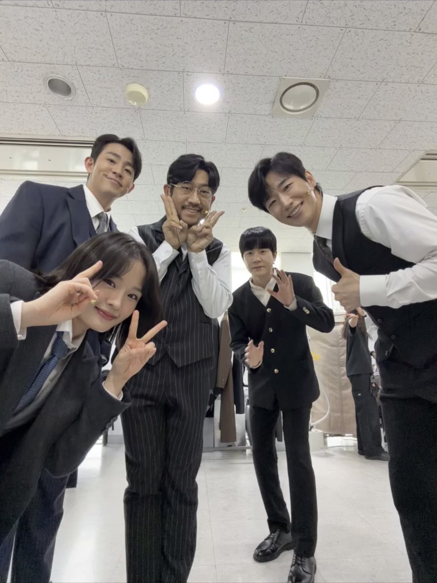 kkyoungsu_archv's tweet photo. [IG] 260603 @ bohyun3860  
김보현 배우님 인스타그램 

마지막을 향해 나아가는중

#뮤지컬 #팬레터  
#김경수 #문태유 #강혜인 #이형훈 #이한밀 #김보현

🔗 https://t.co/imsp7idDGr https://t.co/NqOQG21HMz