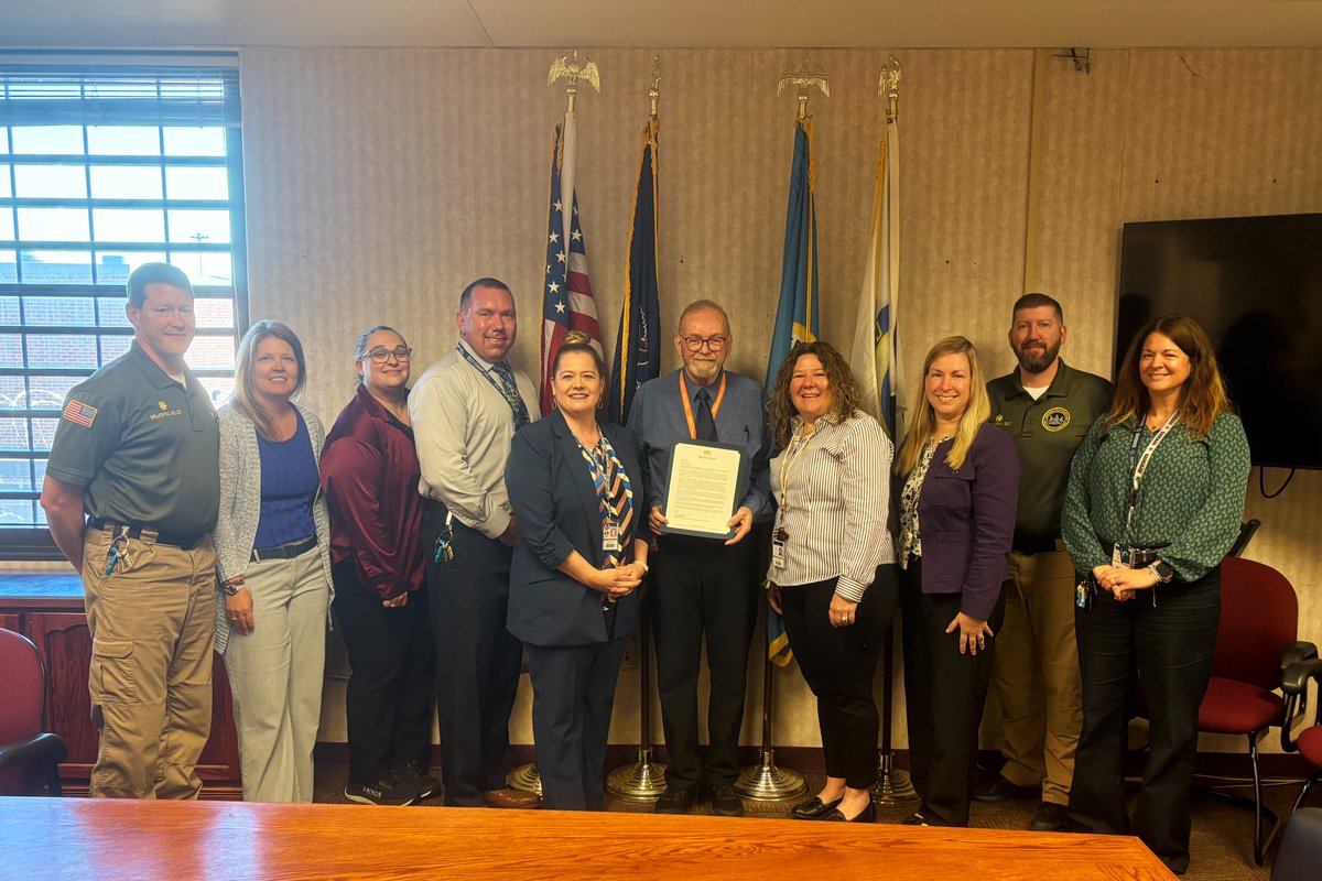 CorrectionsPA's tweet photo. Congratulations to Drug and Alcohol Treatment Manager Bernie Comiskey at SCI Camp Hill, who was recently recognized by Sec. Dr. Laurel Harry for 37 years of faithful and distinguished service!

Comiskey began his career at SCI Camp Hill in March 1989 and was employed at the institution during the Camp Hill riots later that same year. In the aftermath of this pivotal event, he remained committed to his service and continued to grow within the Department.

Throughout his career, Comiskey advanced through multiple roles, ultimately serving 18 years as Drug and Alcohol Treatment Manager, where he helped the institution and the Department rebuild and grow following the riots. His firsthand experience, leadership, and mentorship helped shape a culture of resilience and professionalism across all levels of staff. He also served as the institution’s Mentoring Coordinator, making a lasting impact through his guidance and support of both staff members and incarcerated individuals.

We extend our sincere appreciation and wish you all the best in your retirement!