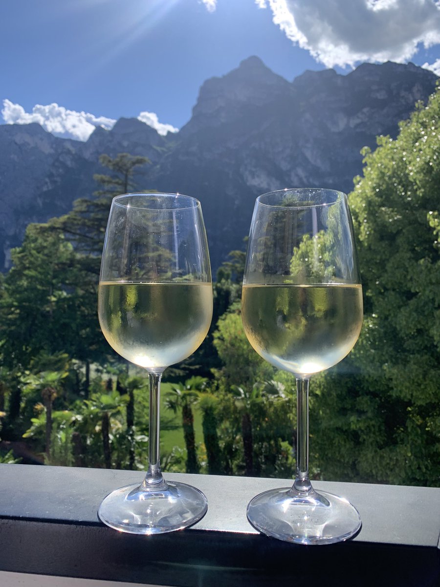 BohlmanC's tweet photo. Go on then 🥂😎 https://t.co/8OfEaw9fPl
