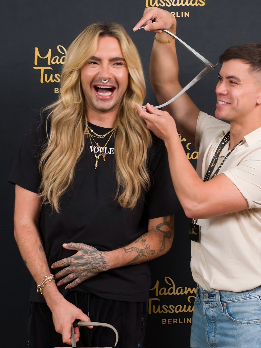 CGold35145's tweet photo. Taking measurements for Madame Tussauds 😍
Ready July 2026 🤩
Berlin
#BillKaulitz #TomKaulitz https://t.co/TEkyh0pq8Q