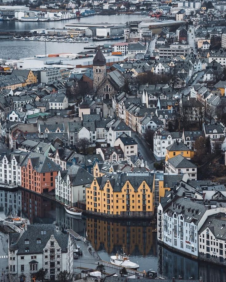 escape056's tweet photo. 99% people get this wrong… where is this? https://t.co/StsgrXnYZc