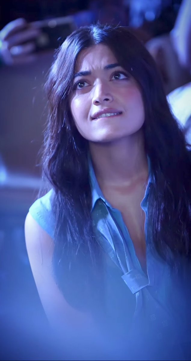 Actress_G0AT's tweet photo. Rashmika X Kriti Sanon 🫦 https://t.co/ueQEV01PaI