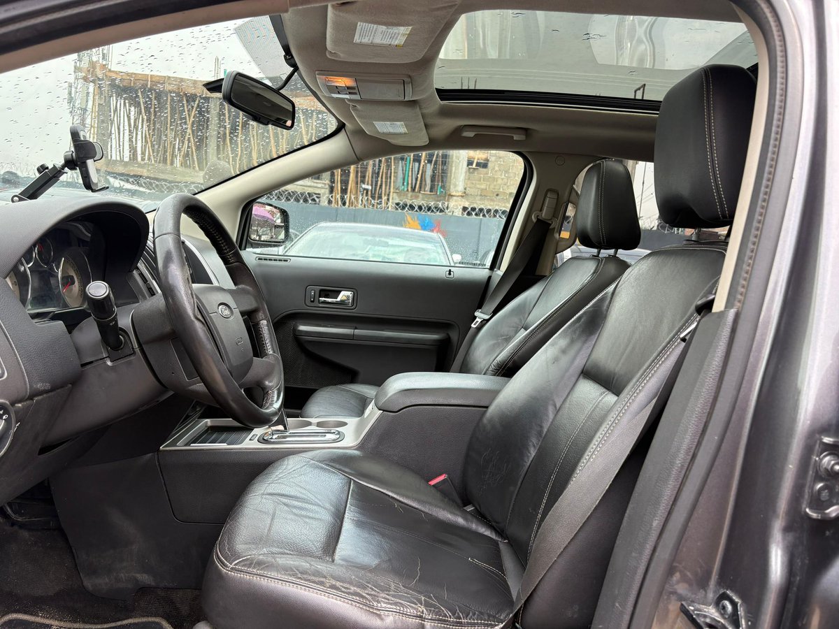 XcessCars's tweet photo. FOREIGN USED FORD EDGE 2010 SEL 🇺🇸

ACCIDENT FREE 🆓 

RECENTLY CLEARED ✅

GREY ON BLACK INTERIOR 

PANORAMIC ROOF ✅

RUN &amp; DRIVE 💯

Price: 12.5mbest 🤝

Location: my office https://t.co/Do6hVA9ovC