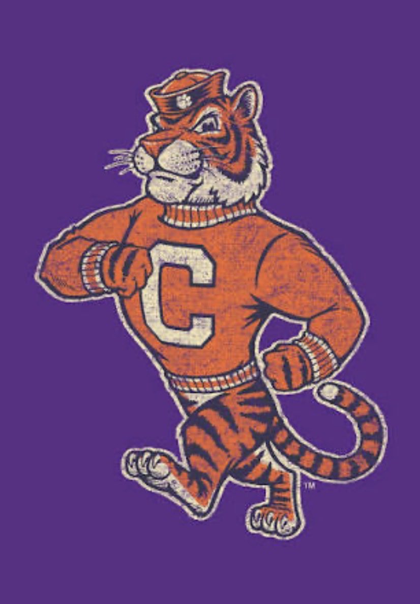 BearWoods429's tweet photo. Looking forward to being at the Clemson camp on Friday. @ChadSimmons_ @Rivals @RivalsHS @TajhB10 @Coach_Lane8 @RamsFootballSC https://t.co/ULBpgJh4O1