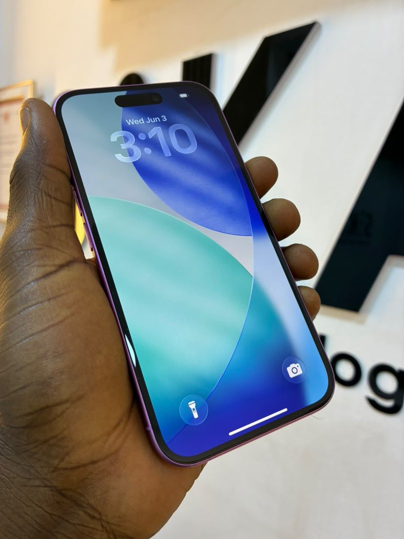 kofisikaa's tweet photo. Pre Owned Factory Unlocked 

1) 16 256gb eSIM only
91%🔋
Gh¢6,999.99

2) 15 Plus 128gb (Physical Sim)
86%🔋
Gh¢5,999.99

Dm/WhatsApp/iMessage/Call 0504988015 / 0547779861 https://t.co/mE0BbJo2u2
