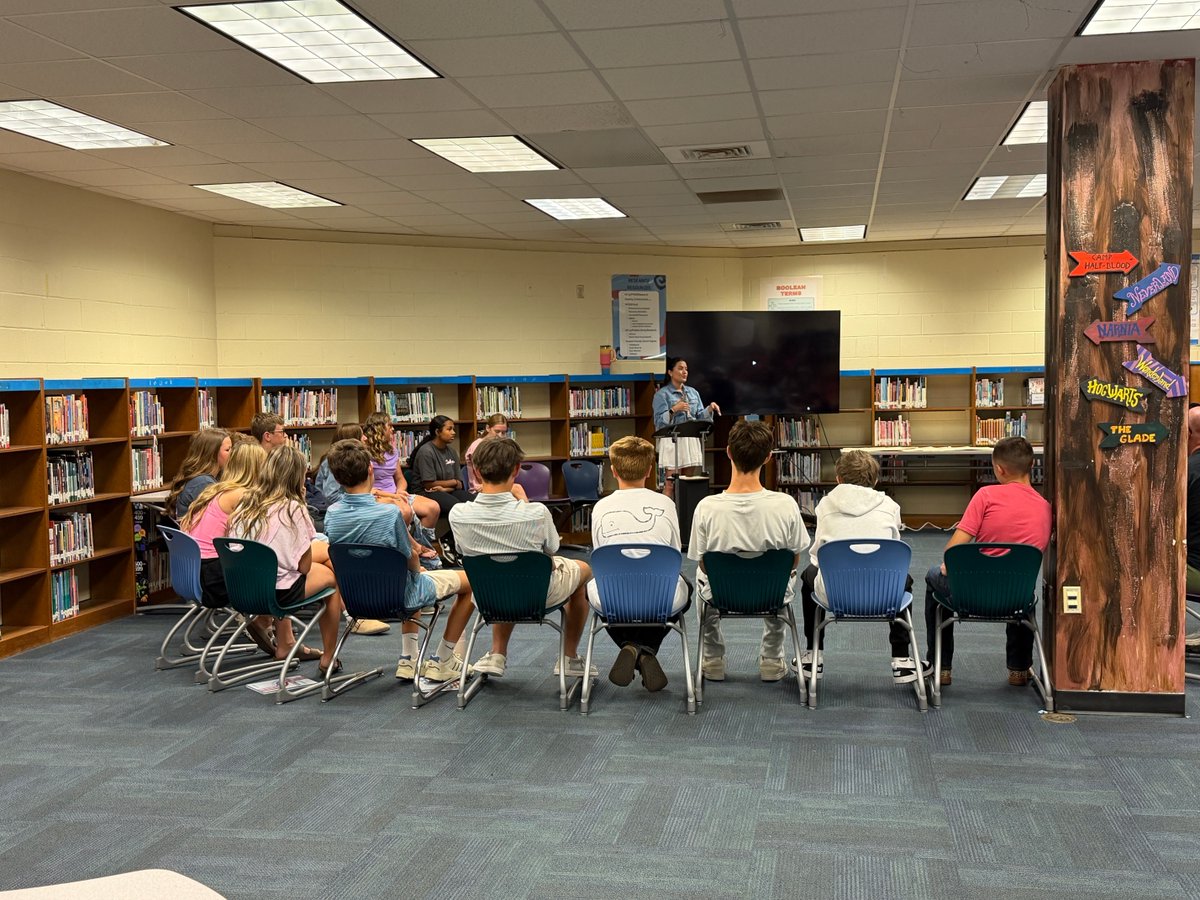 PiedmontMSNC's tweet photo. 🎉 9 Years of Growth! Our 8th-grade DLI students celebrated their journey with an awards ceremony. Proud of their achievements in Spanish language &amp; culture! Big thanks to Ms. Vargas for her guidance. Onward to new bilingual adventures! 🇪🇸✨ #BilingualSuccess @AGHoulihan @UCPSNC https://t.co/WA64483okV