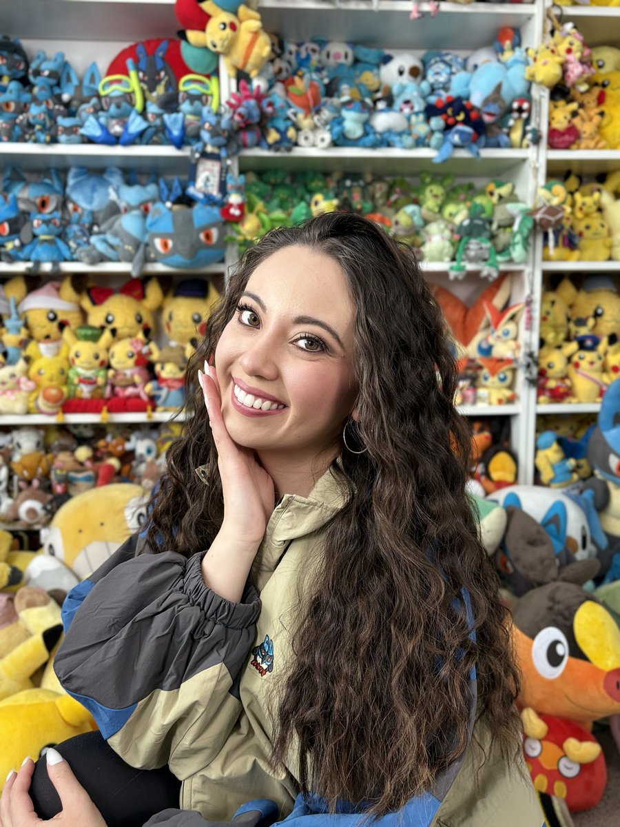 auralaur67's tweet photo. Me + my favorite dragon type ✨❤️ https://t.co/j78NSFNhiQ