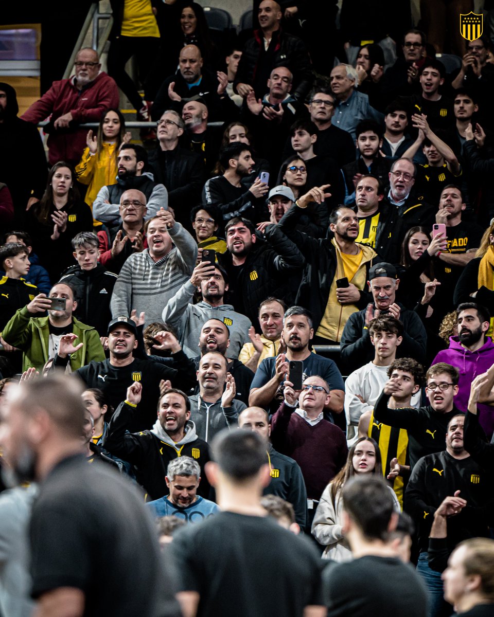 BasketCAPuy's tweet photo. Noche de Final. ¡A copar el 𝗔𝗡𝗧𝗘𝗟 𝗔𝗥𝗘𝗡𝗔! 💛

🎫 Conseguí tu entrada en Tickantel: https://t.co/s5CelHGtVw https://t.co/Th3cKiXF4Y