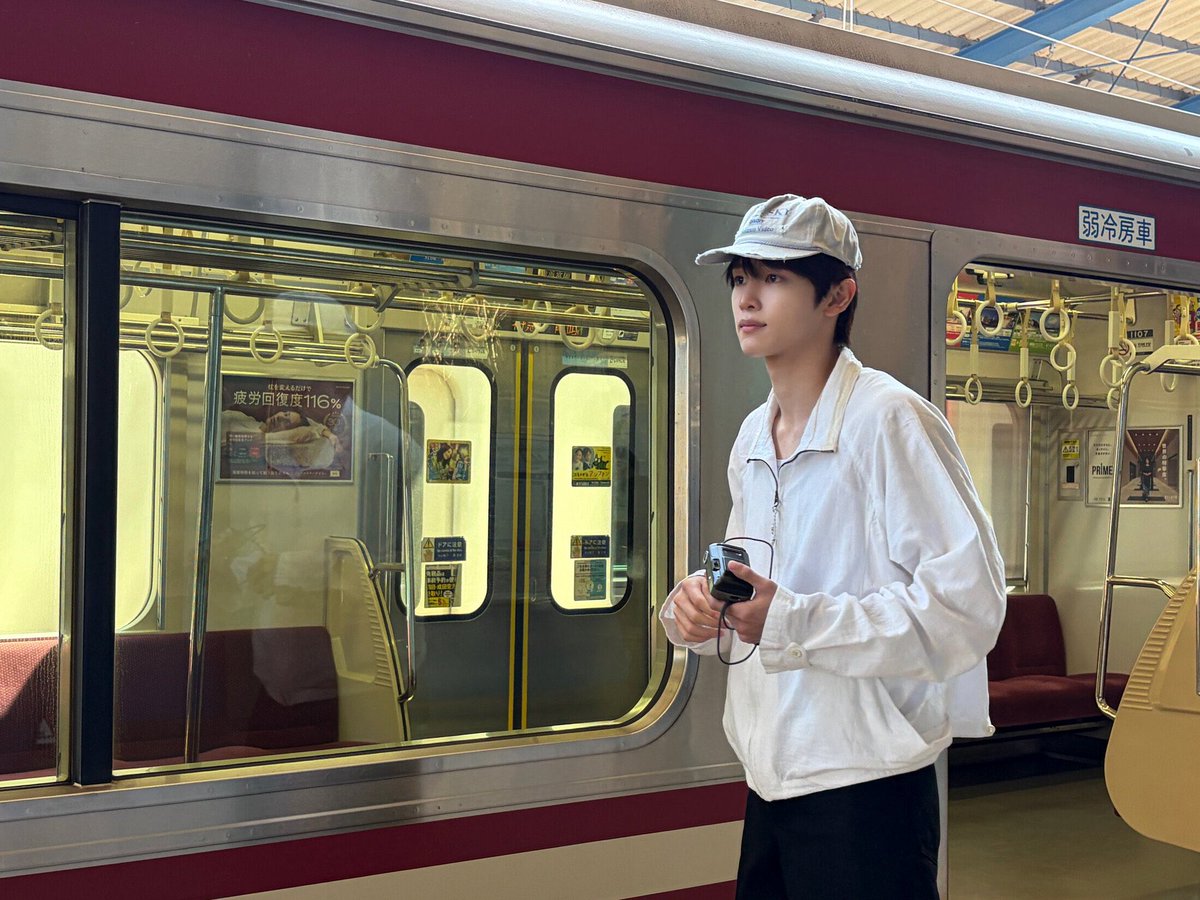 mepuppieyou's tweet photo. หล่อพระเอก หล่อสะอาด หล่อรักโลก https://t.co/D6qtNvNy3n