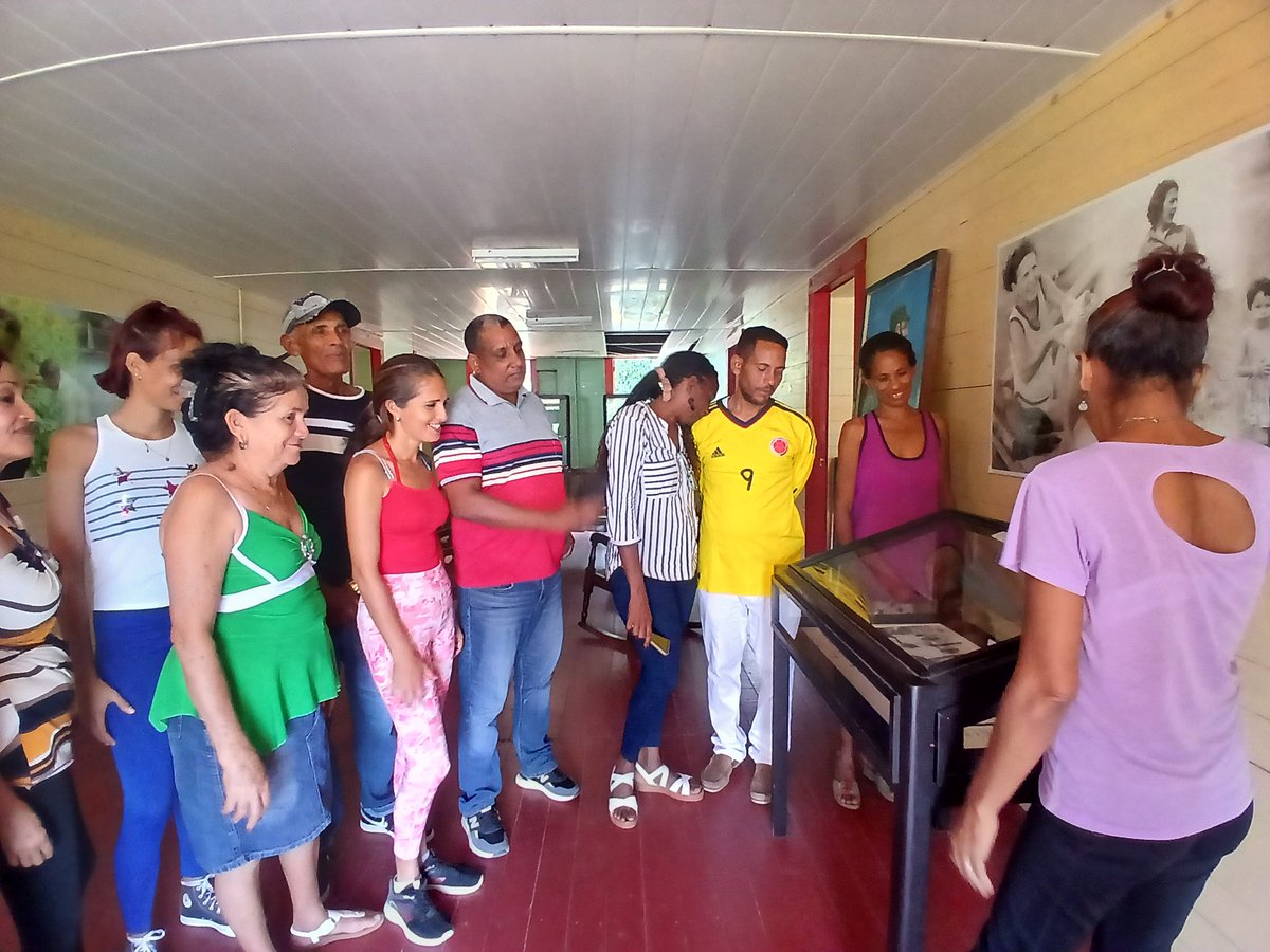 CasaPilon54874's tweet photo. Los trabajadores de Cultura realizamos un recorrido por el Museo Monumento Nacional Pilón, un espacio cargado de historia y patriotismo.
#CulturaPilón #CasaCultura https://t.co/POKnSzcD5J