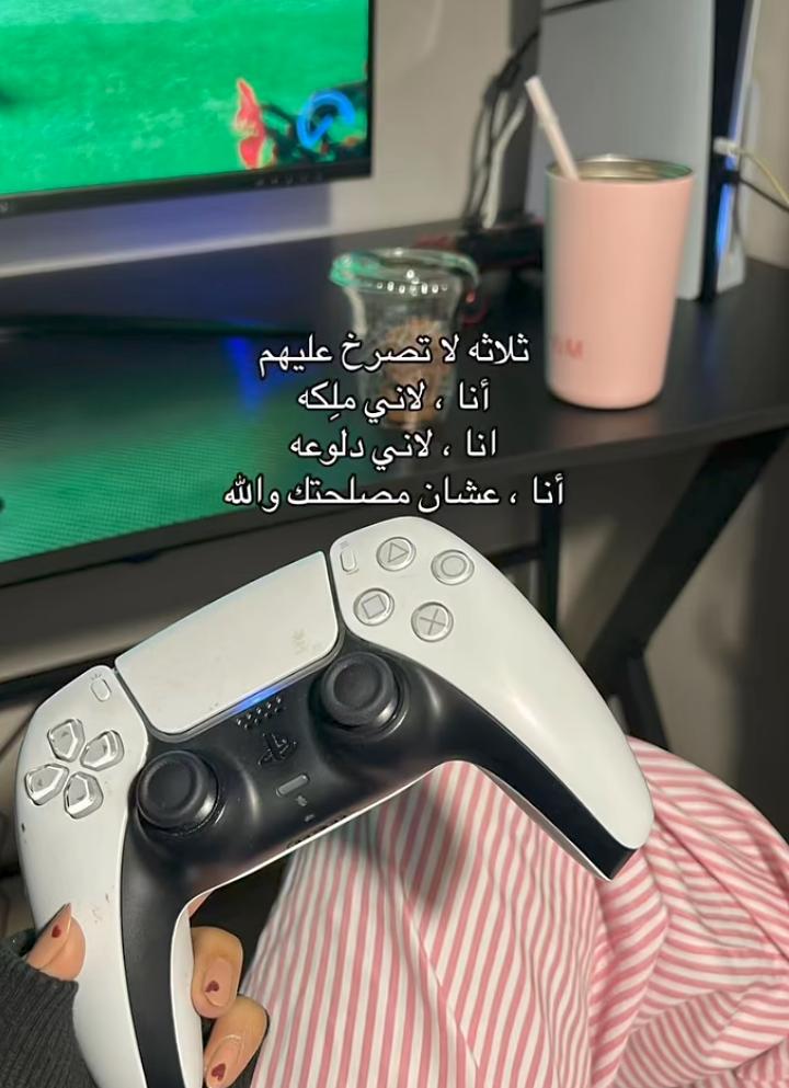 N_4O_'s tweet photo. مـسااء الخـيـر
في بعض المواقف الخروج
من اللعبة أمتع من الفوز بها🌷🖤 https://t.co/cHyQHxOR2z