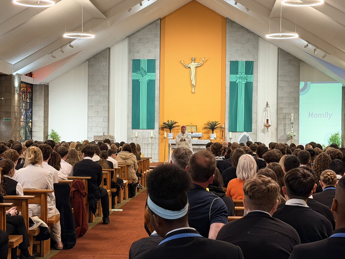 _stcolumba's tweet photo. Thank you to Bishop John for celebrating a beautiful Feast Day Mass this morning at @stniniansrc 🙏
Well done to all who participated in the liturgy by reading, playing, singing and praying 💫 https://t.co/wGX0swVD8y