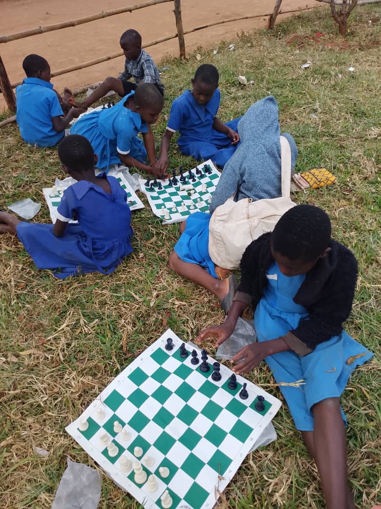 Susan_GOC's tweet photo. Thyolo Primary school , Malawi 🇲🇼 .One of the schools under Chess research by @UyangaByambaa had a classroom occupied today  but children found space for chess practice . Chess is cheap ..Every child must learn Chess .. https://t.co/Zm10TY9dFP