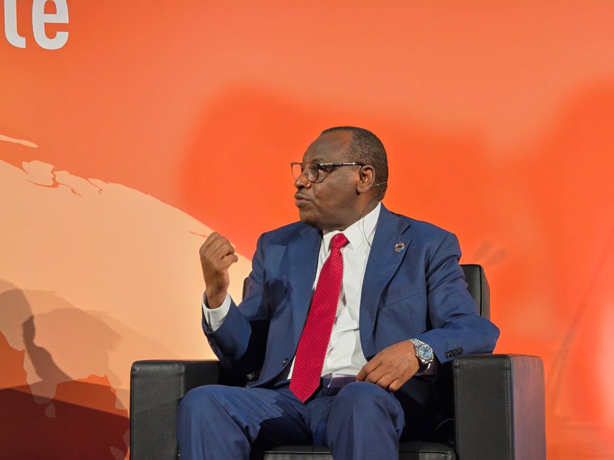 ECA_OFFICIAL's tweet photo. Drawing on previous experience in the UK, ES @ClaverGatete posed a pressing question: why do the world's most innovative companies still shy away from Africa, even when there are derisking facilities? Perception of risk must catch up with reality. #TheAfricaDebate https://t.co/W8XQbmVVO2