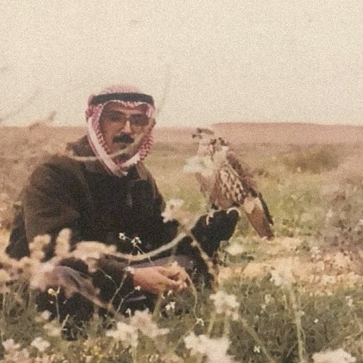 _mw6n's tweet photo. كل دارٍ تضمـّك ليتها صدري
وكل عينٍ تشوفك ليتها عيني 

     - بدر بن عبدالمحسن https://t.co/rYM9Zx5QjD