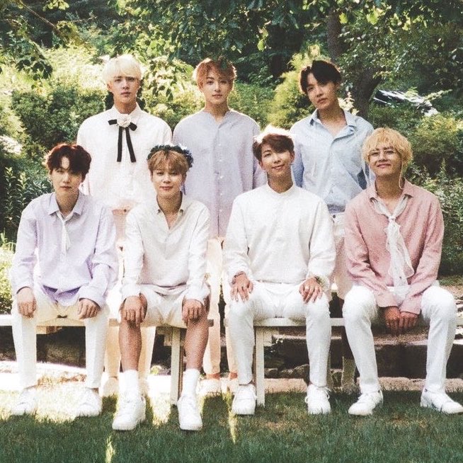 btschartsxdaily's tweet photo. THROWBACK 🥺💜

#BTSFESTA2026 
#BTS13thAnniversary https://t.co/XM1rNQ7caK