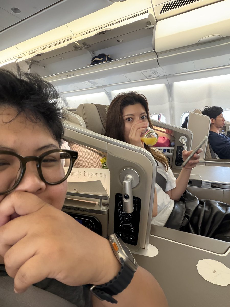 nikudango36's tweet photo. 俺の奥さんが「難あり」ってよく言われてる。半年一緒に住んで、確かにそうって思った笑
勝手に物捨てられたりして、怒られたりして、物投げれたり、殴れられたりすることもある。
でも、結局いくら喧嘩しても帰ってくる。
これからずっと、俺は外で戦う。千晴は家のこと守って！ https://t.co/QF9oe6kgSH