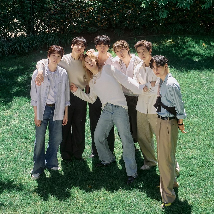 ikoobertor's tweet photo. #BTS13thAnniversary #2026BTSFESTA #BTS_ARİRANG 

meu 11° bts festa e isso aqui ta me curando https://t.co/hGRhpIvfIV