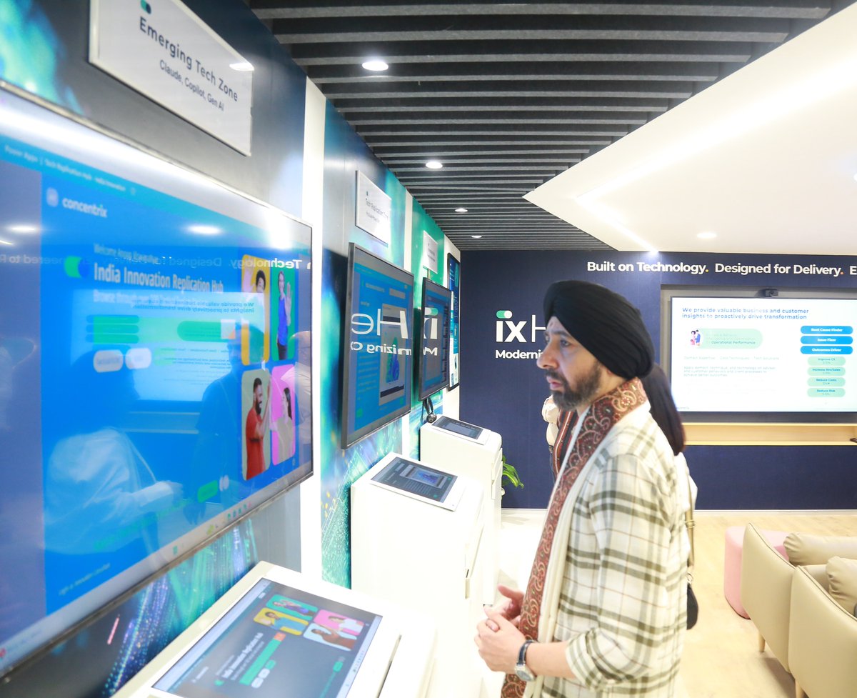 ConcentrixIND's tweet photo. We have launched a brand new Tech Experience Center in Bangalore to help financial services businesses co-create, test, and scale AI-led and autonomous solutions for better customer experiences. @Concentrix 
#IntelligentTransformation #PoweredbyConcentrix https://t.co/Z8J7VRzZnY