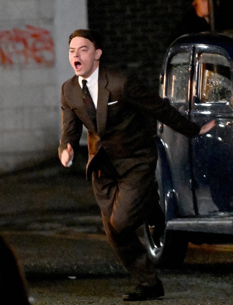 heatoncrave's tweet photo. more pictures of charlie heaton as charles shelby ❤️‍🔥 https://t.co/6y8LMx6MCr