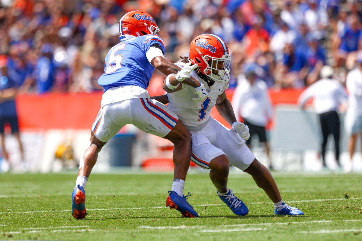 GrahamHall's tweet photo. A pair of Florida Gators are ranked in the top-40 by ESPN in the outlet's list of top newcomers in 2026. 

STORY: 
https://t.co/NTtQFqry9o https://t.co/xmffQLH8Bp