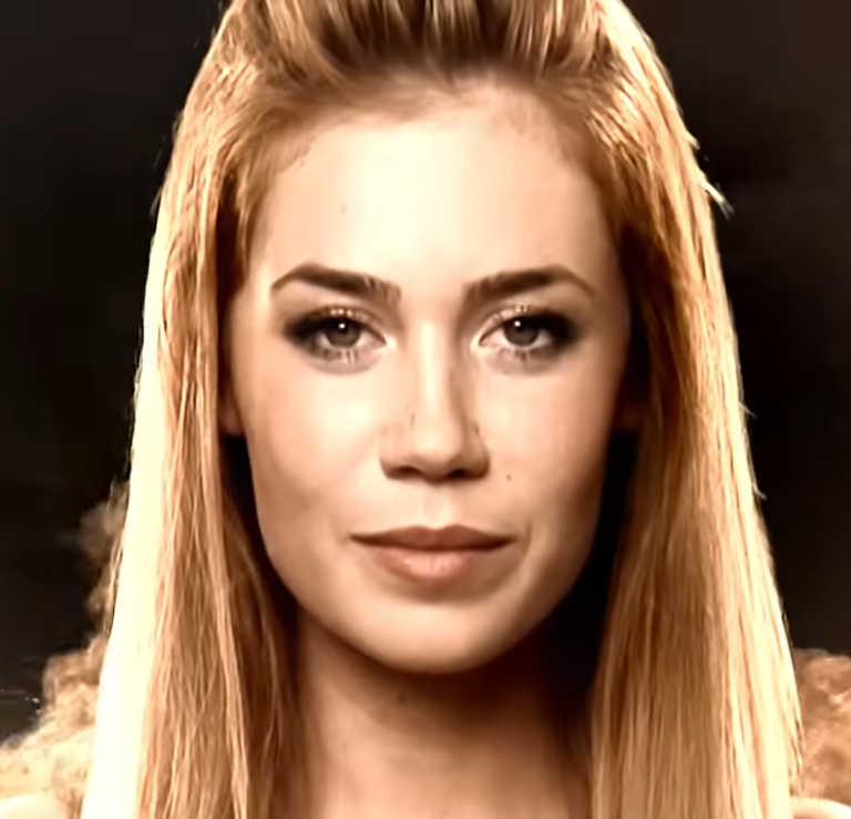 HyperknoxReal's tweet photo. @PalinaRojinski ich war schock verliebt in Dich als ich Dich zum ersten mal sah, in einem Musikvideo von 2005 2006? Ich habe sogar über IMDB versucht heraus zu finden wer Du bist die (nur) mich :) mit ihren strahlenden Augen anschaute. Ich dachte mir, DIE kann nicht vom SELBEN STERN sein :). Es gibt auch andere Geschichten bei denen du Männer wie mich einfach nur emotional zum verliebten Jungen verwandelt hast.