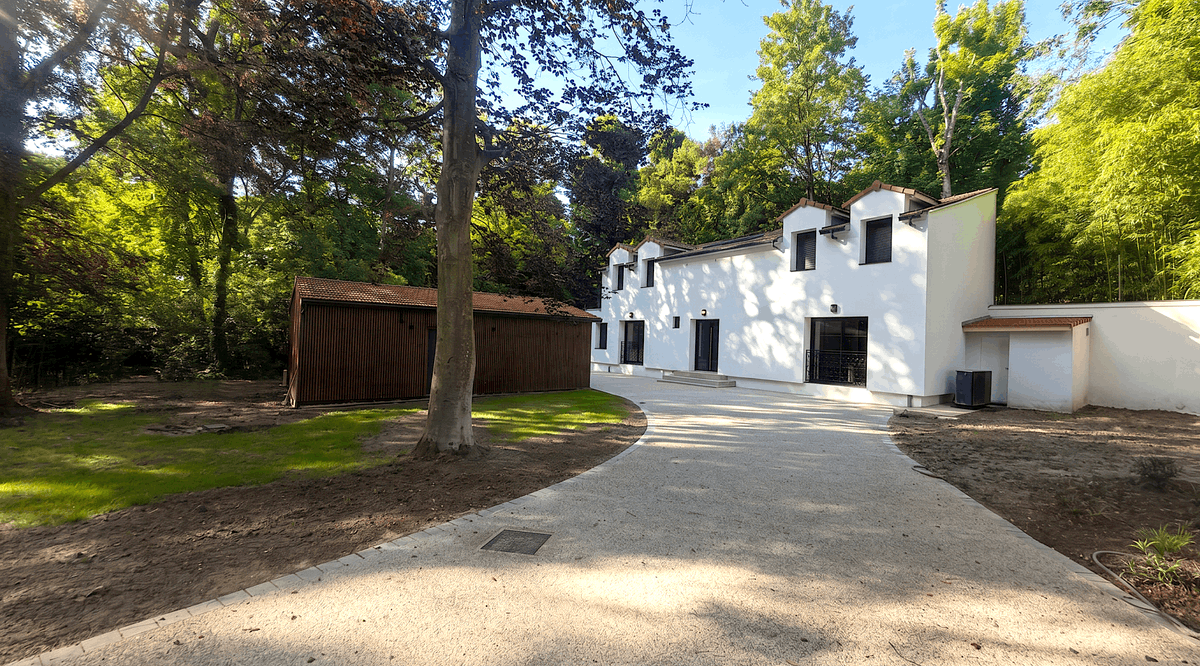 RYimmobilier's tweet photo. Maison-neuve-jardin-salle de sport-bievres https://t.co/NJXek5IQDs