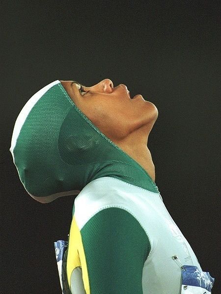 rogue's tweet photo. Nike’s 2000 Swift Suit is arguably the most iconic piece of athletic engineering ever made🏃‍♀️💨 https://t.co/5nYVabZfHo