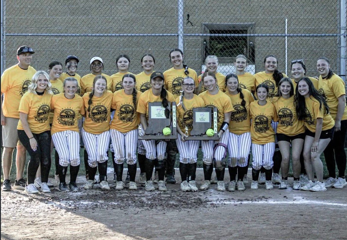 Afeist20's tweet photo. Back to back regional champs!! So proud of everyone!! https://t.co/lPZY3PPogk
