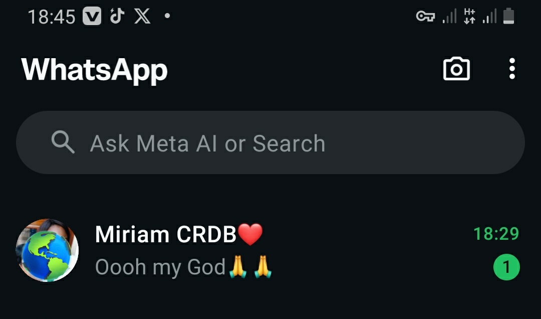 emabilly2001's tweet photo. At last mfanyakazi kazi wangu bora wa @CRDBBankPlc lumumba branch kafikishiwa tweet 😁🙌 bado yeye kupewa tuzo yake ya mwezi tu 🚨🔥 https://t.co/Fi4ryydOPD