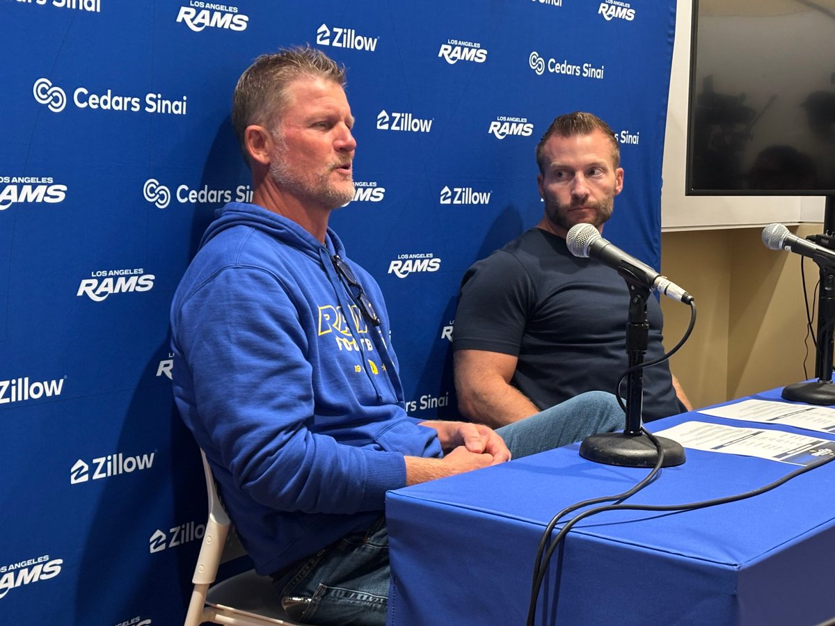 PolymarketBlitz's tweet photo. Sean McVay couldn't hide his emotion if his life depended on it 😂😭 https://t.co/pkmZF2QQul