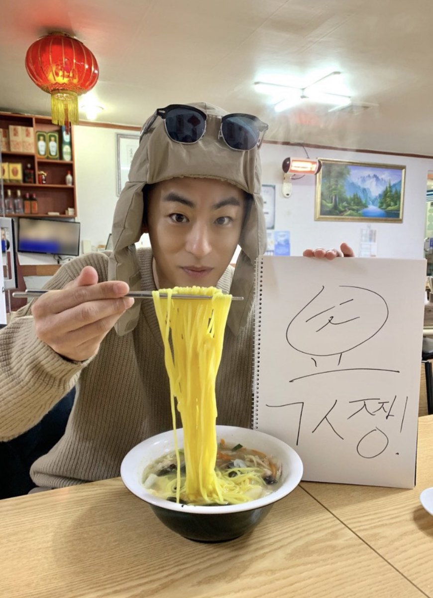 부찌 tweet media