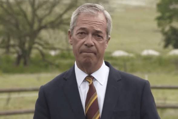NotFarLeftAtAll's tweet photo. If Nigel Farage becomes Prime Minister will he be able to save our country? https://t.co/3HELc7LmcO