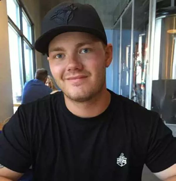 jpmf's tweet photo. A Mother’s Story

Another  young life snatched away due to a workplace tragedy…

https://t.co/zJVsyDMGp7

#youngworkers #workplacefatality #ohs #electrocution https://t.co/U7uqvOHdqw