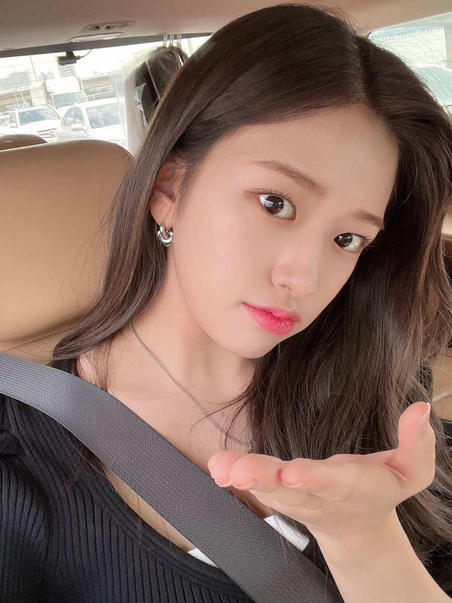 itkoteji's tweet photo. 𝑃or mi mente solo paso el poner a todo volumen este #𝑁𝕒rᥱ𝑙𝕝a𝚑ཋྀུթ𝕣e·𝚍𝚋 y aunque el staff me diga que ya llevo como 30 veces oyendo #𝔚ee𝚔·𐚈𓈒࣪𝄞♡ no me importa, adoro está canción.

𝔡𝕚sa͞ppǝa𝕣 ⣿✺ #𝐥uc𝕚fer * ! https://t.co/HUaEtatmsD