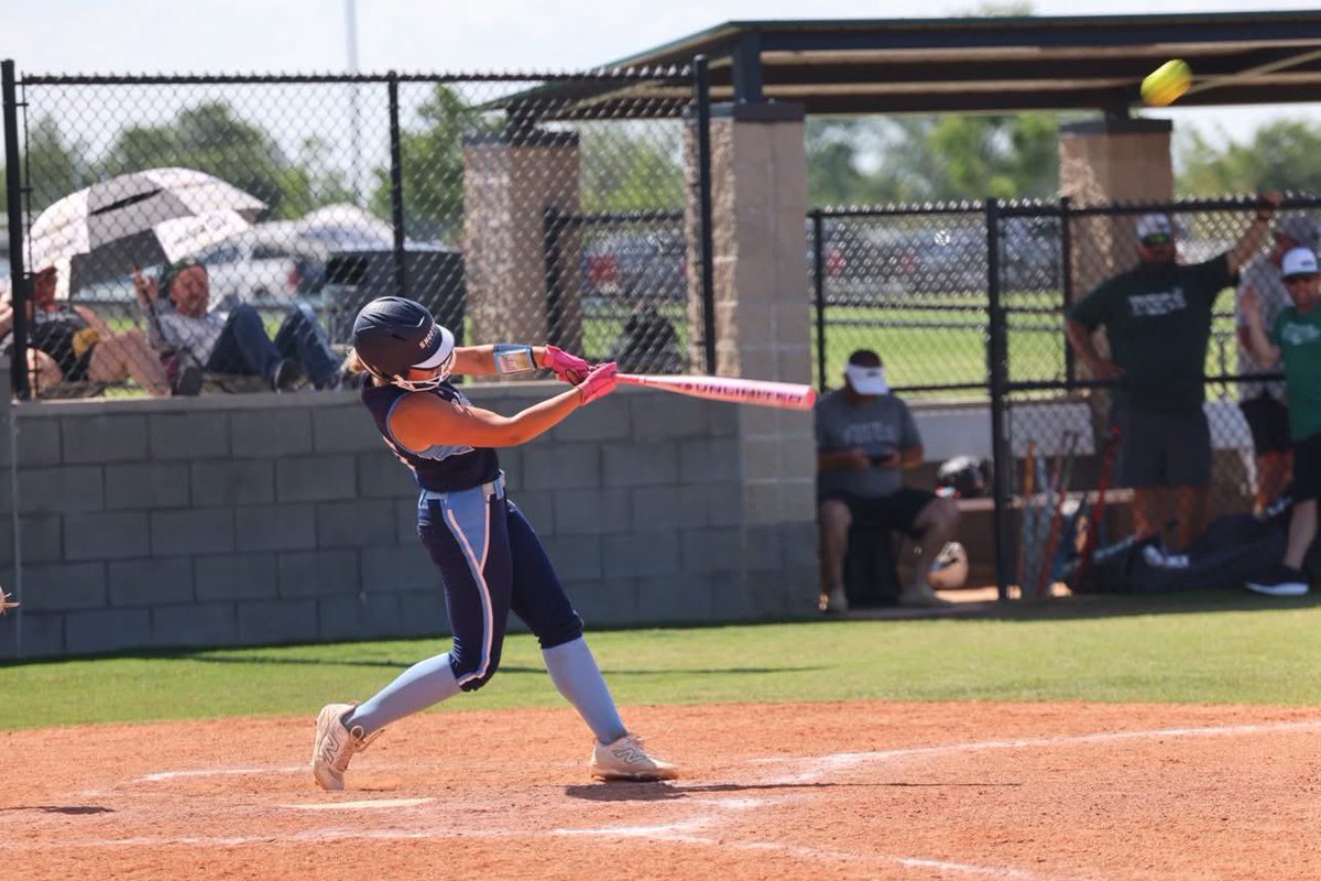 KayleeIsam's tweet photo. Finished 2nd this weekend in Triple Crown in OKC! I batted a .800 on the weekend with 16 hits in 7 games! https://t.co/eFxdYg2lH1