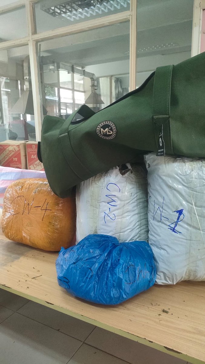 DCI_Kenya's tweet photo. ONE ARRESTED AS DCI SEIZE SH870,000 WORTH OF CANNABIS IN NAIROBI

Detectives from the Directorate of Criminal Investigations (DCI) Nairobi Region have arrested a drug trafficker, recovering cannabis valued at approximately Sh870,000.

The suspect, identified as Caleb Wanyonyi Mukwenyi alias “Jay,” was apprehended during an intelligence-led operation conducted along Waiyaki Way in Nairobi targeting narcotics trafficking within the city.

During the operation, detectives recovered 29 kilograms of cannabis, a consignment believed to have been destined for distribution within Nairobi  Central Business District and its environs.

The suspect is currently in custody, undergoing processing pending arraignment.

The Directorate of Criminal Investigations remains steadfast in its commitment to dismantling drug trafficking networks and protecting the public from the harmful effects of narcotic substances.

#FichuaKwaDCI Call 0800 722 203 (toll-free) or WhatsApp 0709 570 000 to report anonymously. Usiogope!