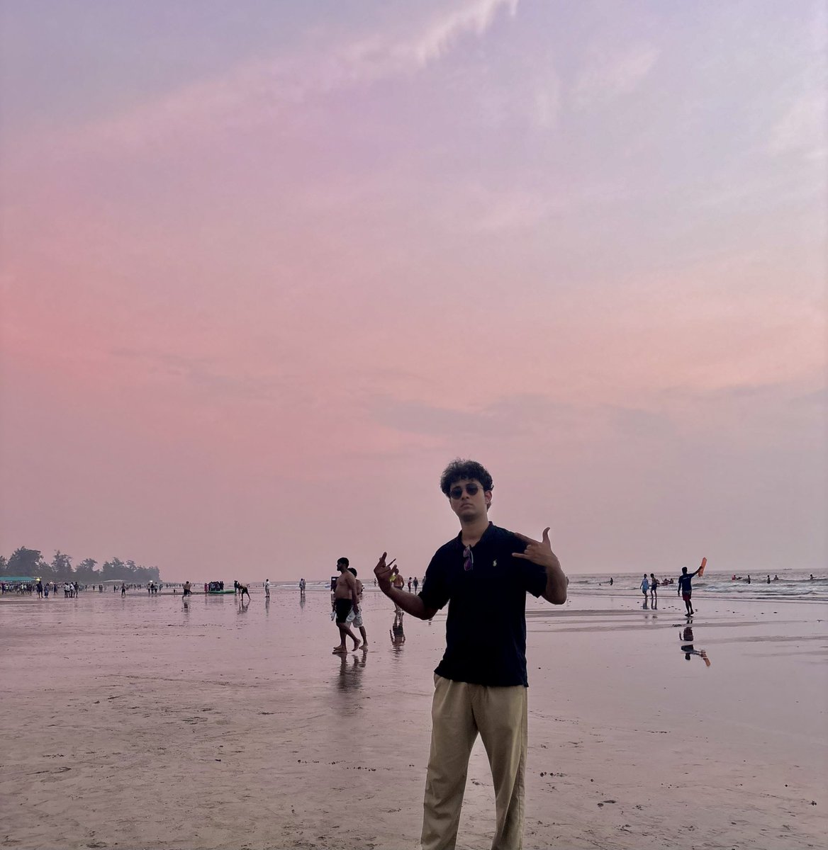 DevSingh17_'s tweet photo. #throwback 
📍Arambol Goa https://t.co/tB9buJ8zMA
