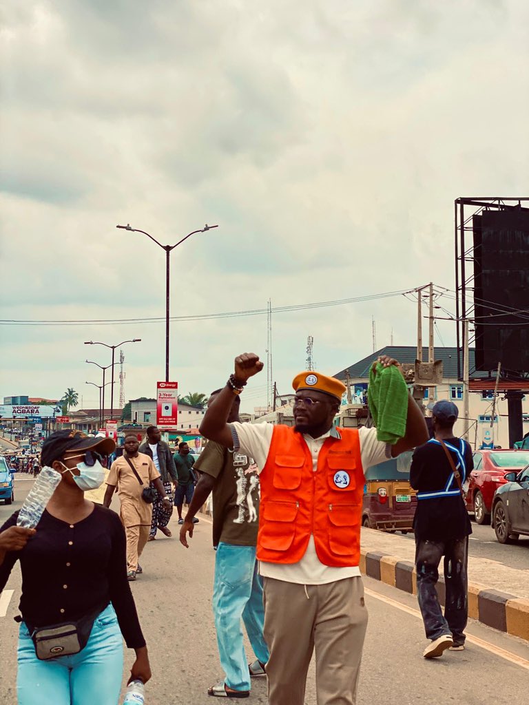 Apostlekay7's tweet photo. Thank you for today , the struggle continues as we reconvene again and again. 

Solidarity forever.✊✊✊✊ https://t.co/wi0YreSpUf