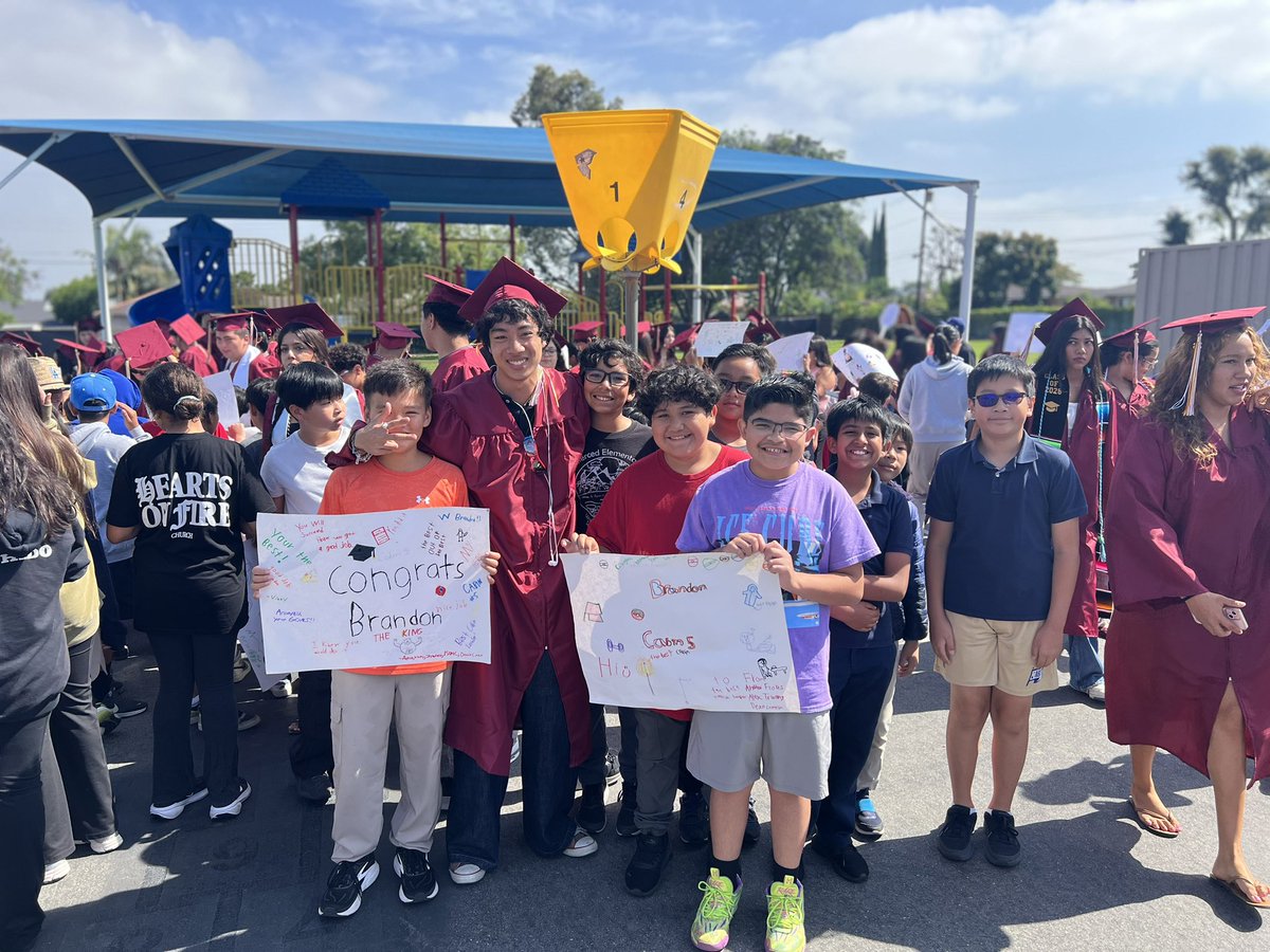 MercedWCUSD's tweet photo. Congratulations to the WCHS graduating class of 2026! Before they were Bulldogs, they were Panther class of 2022! https://t.co/hbI6b2WV0y