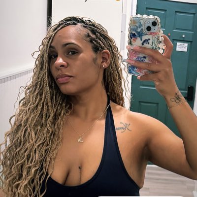 Bre_yourself's tweet photo. #NewProfilePic https://t.co/JCHTOVuNh1