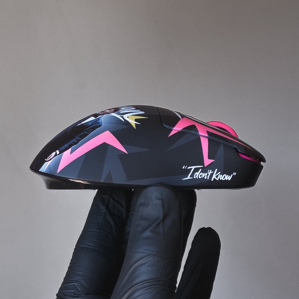 Customicegg's tweet photo. We made de ZywOo mouse ZywOoest!

Thx @nisseioficial for providing this @PulsarGears mouse!

🎨🐝 https://t.co/WipeytypVS