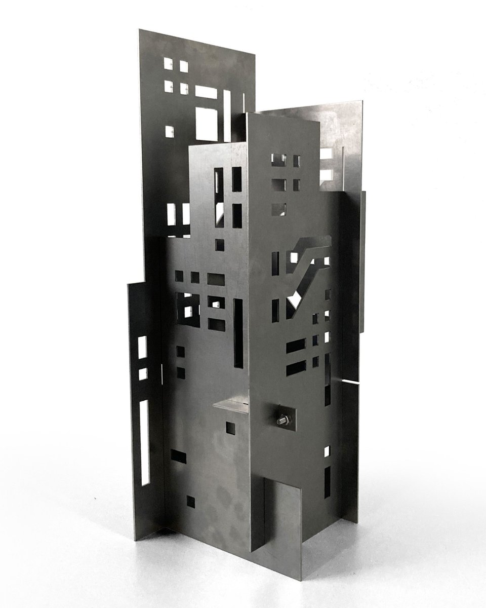 DavidUmemoto's tweet photo. Cityscapes
Steel sculpture

#steelsculpture #architecturalsculpture #modularsculpture #collectibledesign #brutalistdesign https://t.co/uZhTSlH4yA