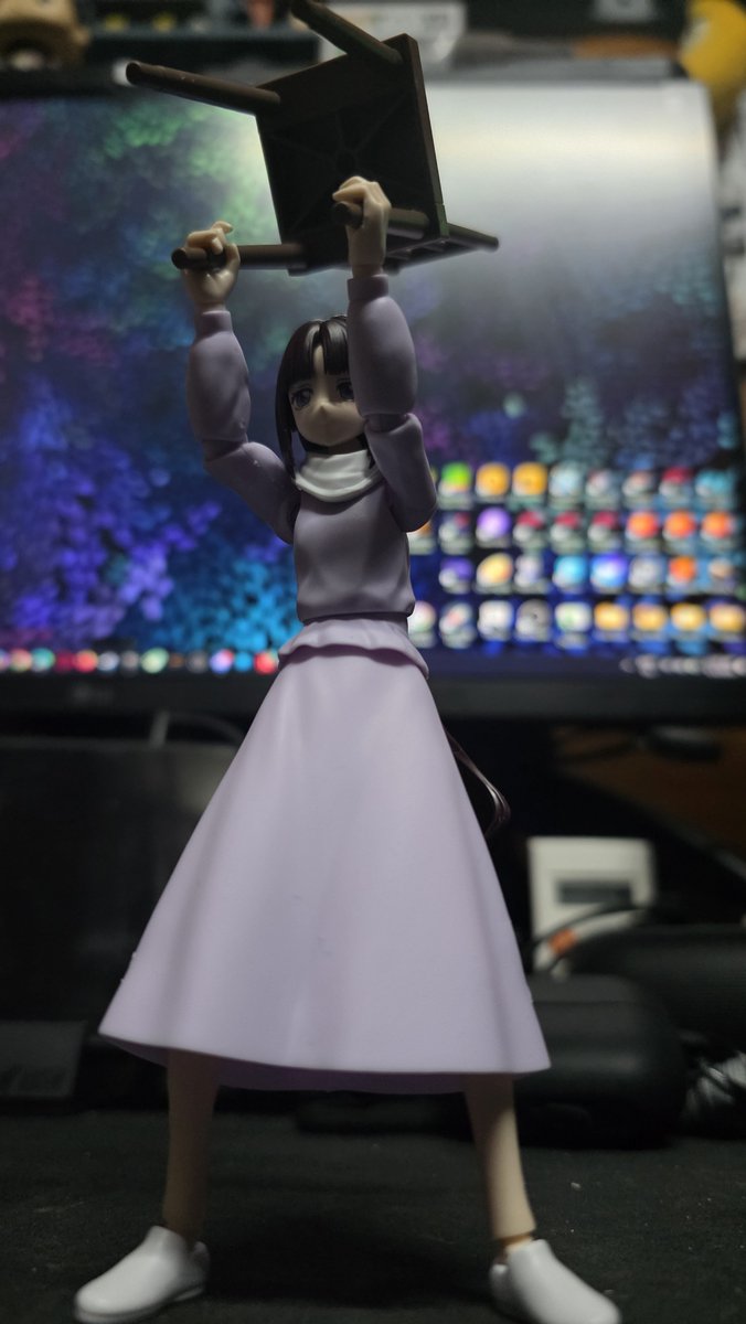 kerrickkun's tweet photo. Bandai definitely knew this was the only pose https://t.co/8itGiX8BYb