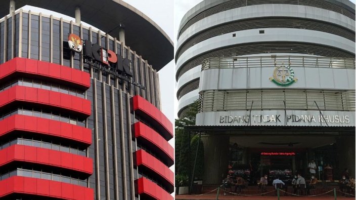 Opposisi6890's tweet photo. A11
KPK VS KEJAGUNG
SUASANA GEDUNG LAGI PANAS PANAS

JOKOWI KAGET, TIDAK MEMBERITAHU KE DIA,TIBA TIBA DADAN KETANGKEP !!! 

CICAK BUAYA VERSI PRABOWO. https://t.co/xFfE73icMa