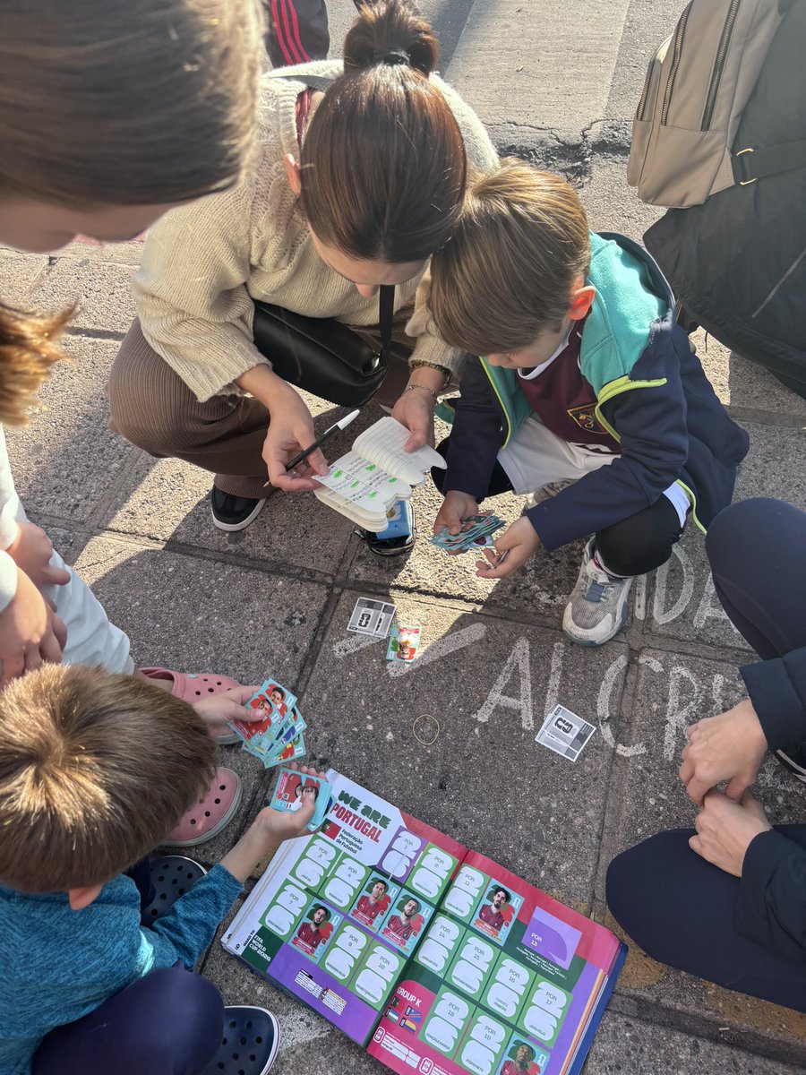1scottjackson's tweet photo. @JonnyReid_CIS @CIS_UK @EvangelicalsNow There is a spot in my neighborhood where people meet to trade stickers! https://t.co/aXSlWsxGFl