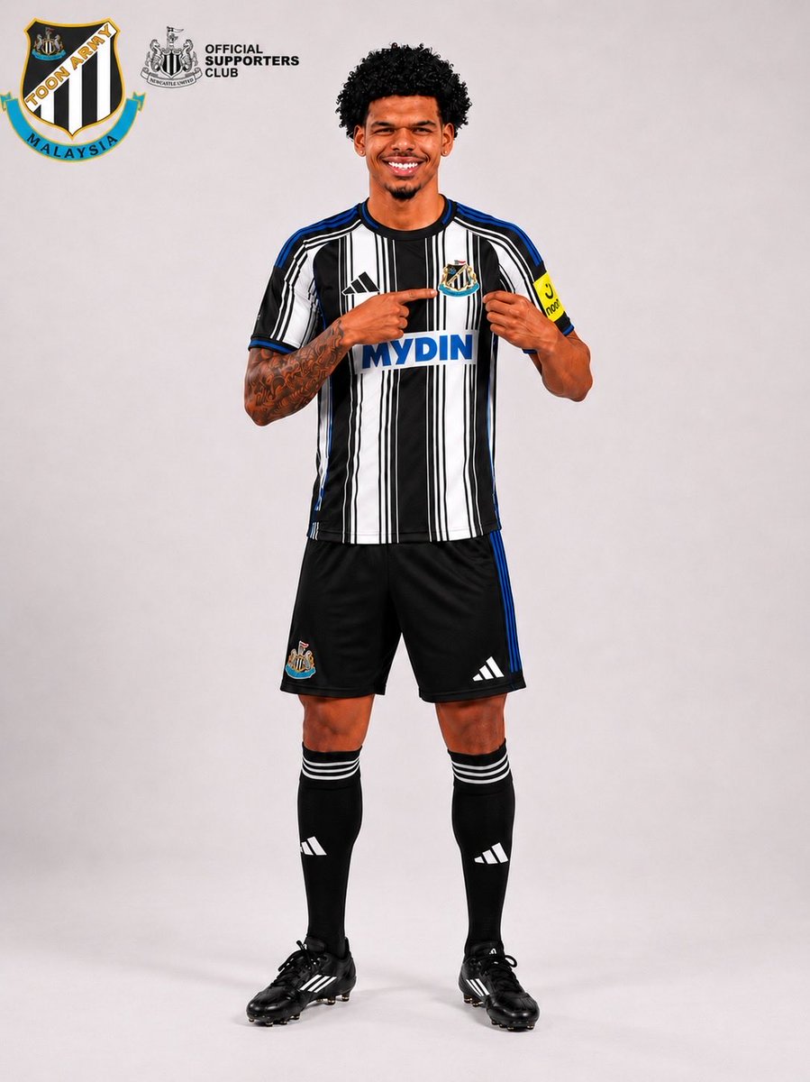 ToonArmyMY's tweet photo. Imagine a Malaysian company as @NUFC 's main shirt sponsor for the 2026/27 season😆

From Malaysia to Tyneside. What a moment that would be. 🖤🤍

One can dream...

#NUFC #ToonArmyMalaysia #HowayTheLads 🇲🇾⚫⚪ https://t.co/Thwqhu4Hlo