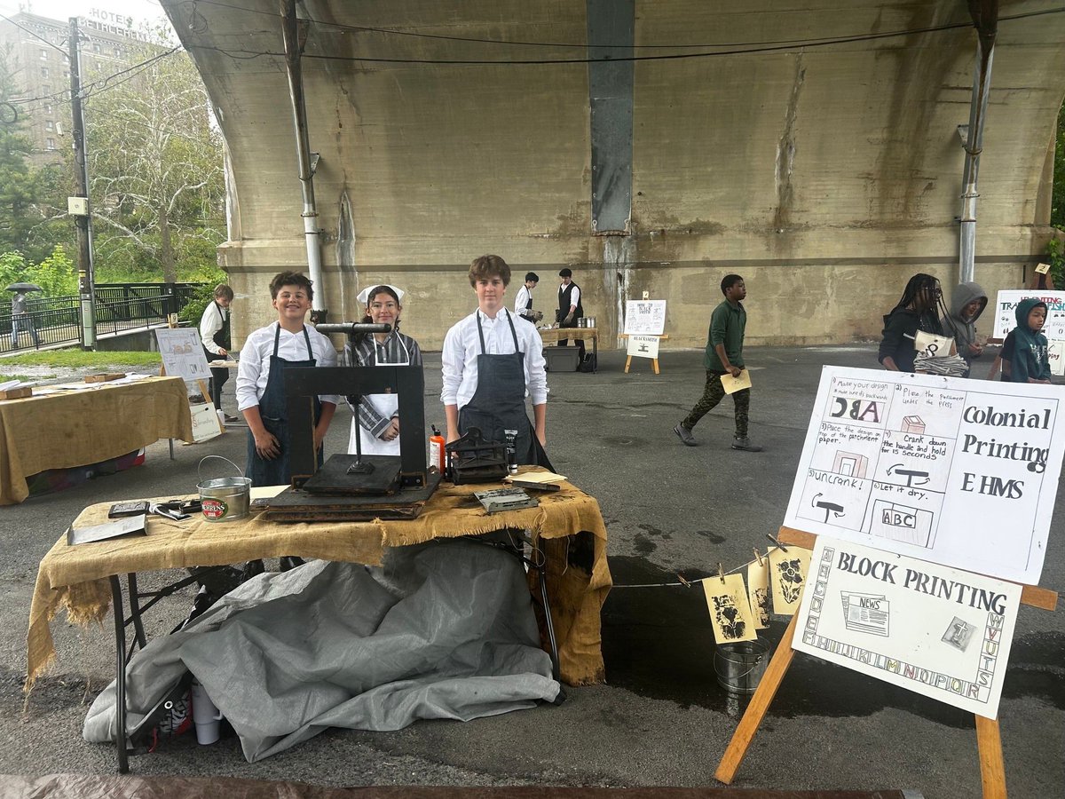 BethlehemAreaSD's tweet photo. A few photos from our recent Junior Craftsman Along the Monocacy!

This unique experience brought history to life as BASD 8th-grade seminar students shared their knowledge of Colonial America with visiting 4th-grade students through hands-on demonstrations &amp; interactive learning. https://t.co/oL4eLdNCeH