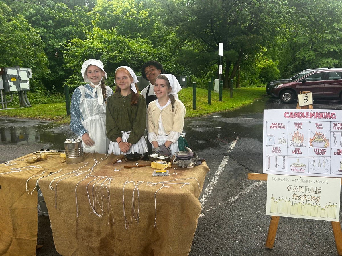 BethlehemAreaSD's tweet photo. A few photos from our recent Junior Craftsman Along the Monocacy!

This unique experience brought history to life as BASD 8th-grade seminar students shared their knowledge of Colonial America with visiting 4th-grade students through hands-on demonstrations &amp; interactive learning. https://t.co/oL4eLdNCeH