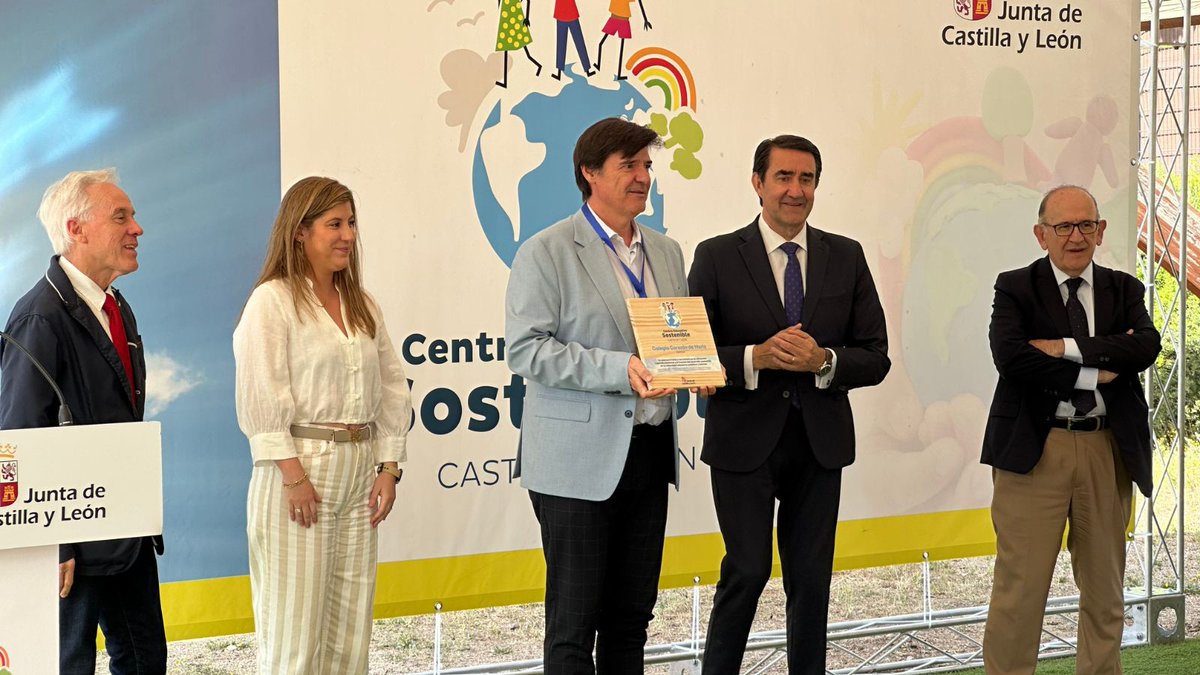jcsquinones's tweet photo. Con estas nuevas distinciones, Castilla y León cuenta ya con 138 centros educativos que desarrollan programas estables de #sostenibilidad, #educación ambiental y #cuidado del entorno. https://t.co/uPzFPhwra7